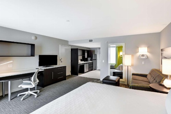 Home2 Suites by Hilton Azusa image 23
